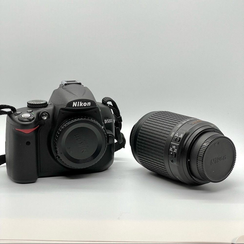 Nikon DSLR Camera with Lens D5000 DSLR Camera with 55-200mm lens, bag, strap
